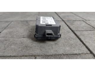 bontott BMW 4 Antenna Erősítő