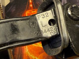 bontott BMW 4 Bal első Ajtóhatároló