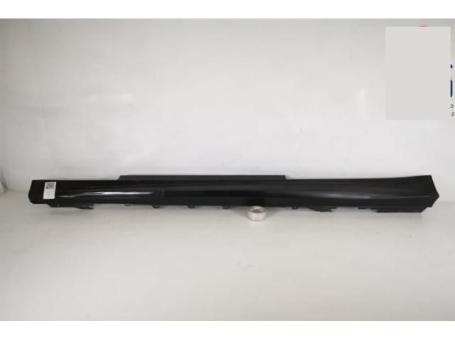 bontott BMW 4 Bal első Küszöb Díszléc