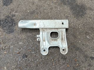 bontott BMW 4 Bal első Lökhárító Merevítő Tartó (Fém)