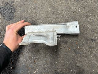 bontott BMW 4 Bal első Lökhárító Merevítő Tartó (Fém)