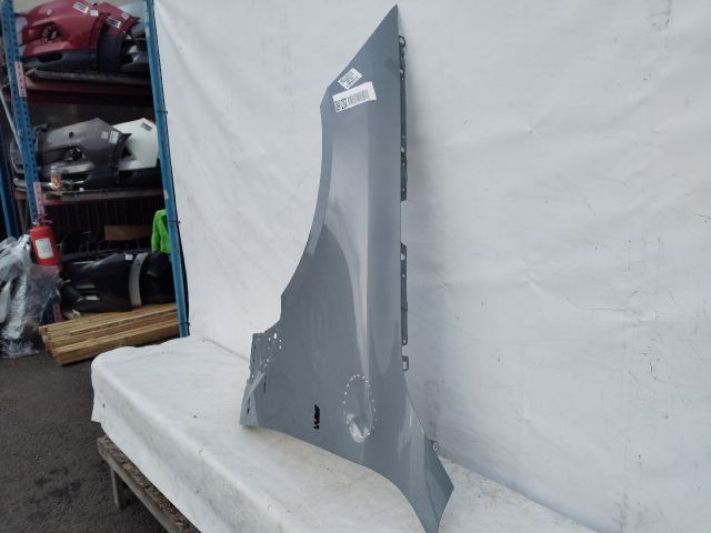 bontott BMW 4 Bal első Sárvédő