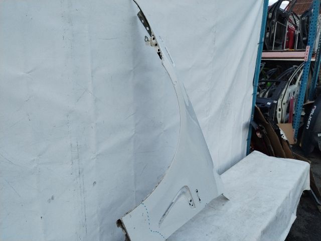 bontott BMW 4 Bal első Sárvédő