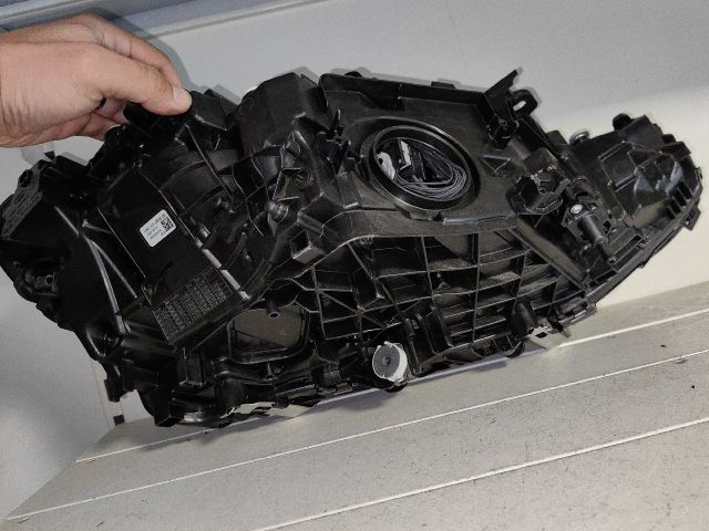 bontott BMW 4 Bal Ledes Fényszóró