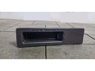 bontott BMW 4 Csomagtérajtó Kilincs