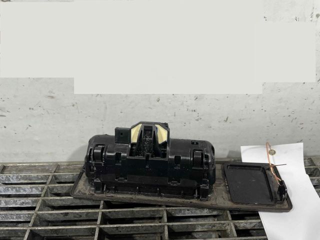 bontott BMW 4 Csomagtérajtó Kilincs