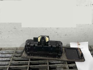 bontott BMW 4 Csomagtérajtó Kilincs