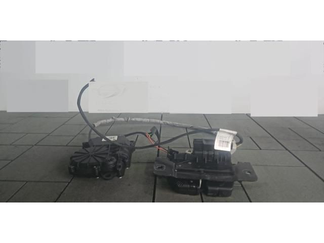 bontott BMW 4 Csomagtérajtó Zárszerkezet