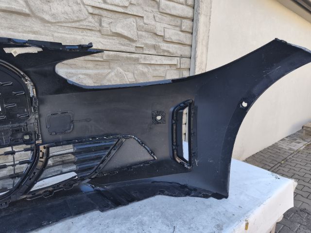 bontott BMW 4 Első Lökhárító (Részeivel)