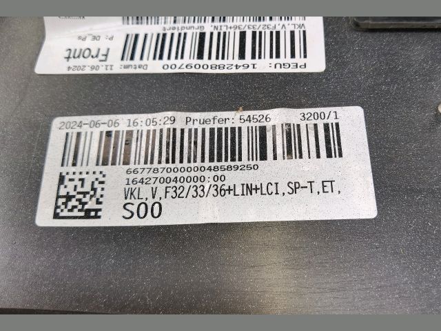 bontott BMW 4 Első Lökhárító (Részeivel)