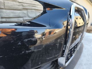 bontott BMW 4 Első Lökhárító (Részeivel)