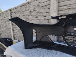 bontott BMW 4 Első Lökhárító (Részeivel)