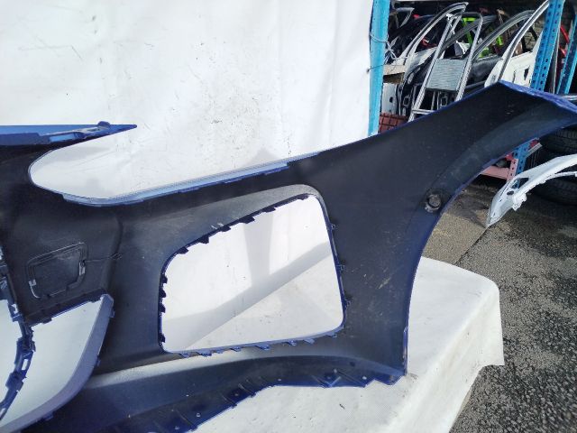 bontott BMW 4 Első Lökhárító (Üresen)