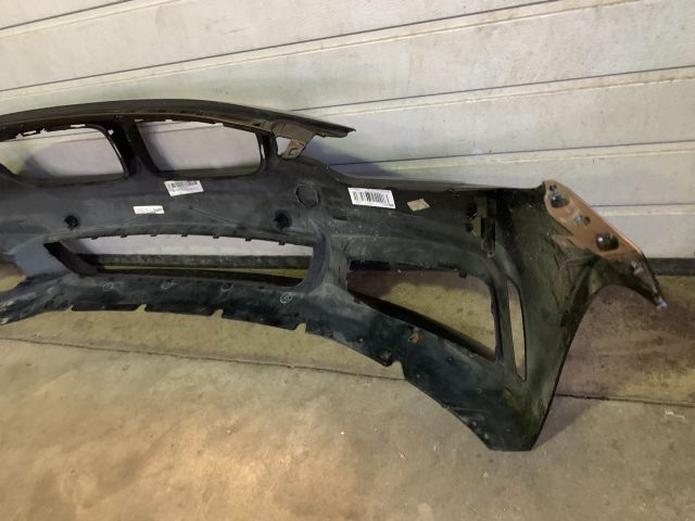 bontott BMW 4 Első Lökhárító (Üresen)