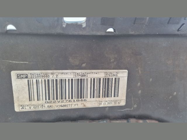 bontott BMW 4 Első Lökhárító (Üresen)