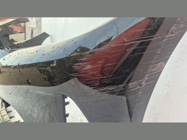 bontott BMW 4 Első Lökhárító (Üresen)