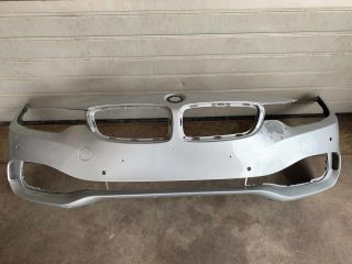 bontott BMW 4 Első Lökhárító (Üresen)