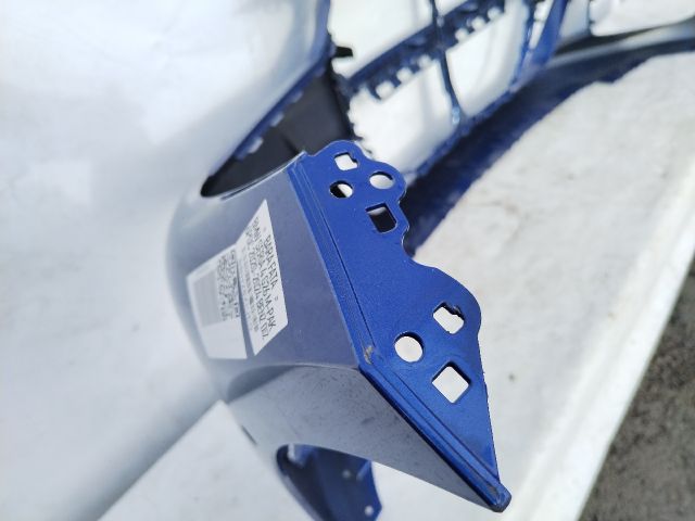 bontott BMW 4 Első Lökhárító (Üresen)