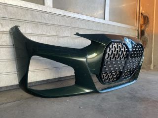 bontott BMW 4 Első Lökhárító (Üresen)