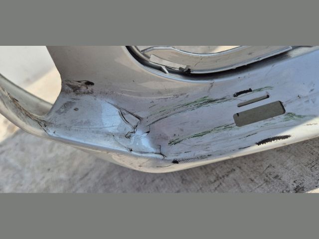 bontott BMW 4 Első Lökhárító (Üresen)