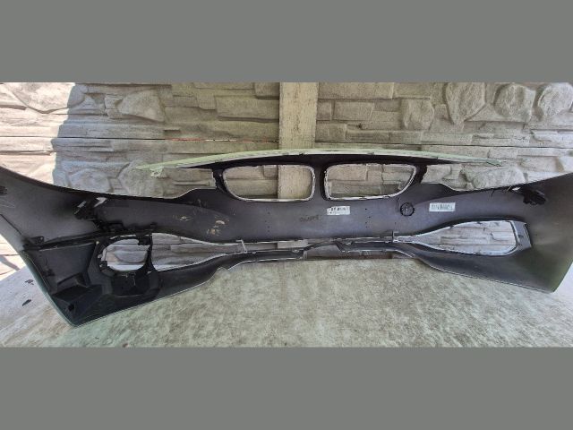 bontott BMW 4 Első Lökhárító (Üresen)