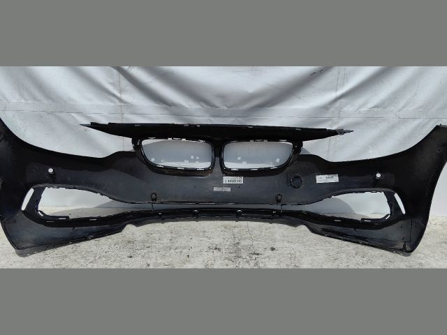 bontott BMW 4 Első Lökhárító (Üresen)