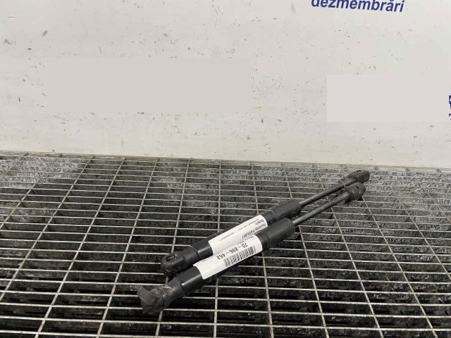 bontott BMW 4 Gázrugós Kitámasztó Teleszkóp Motorháztető