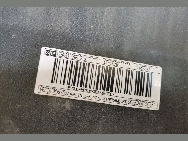 bontott BMW 4 Hátsó Lökhárító (Részeivel)