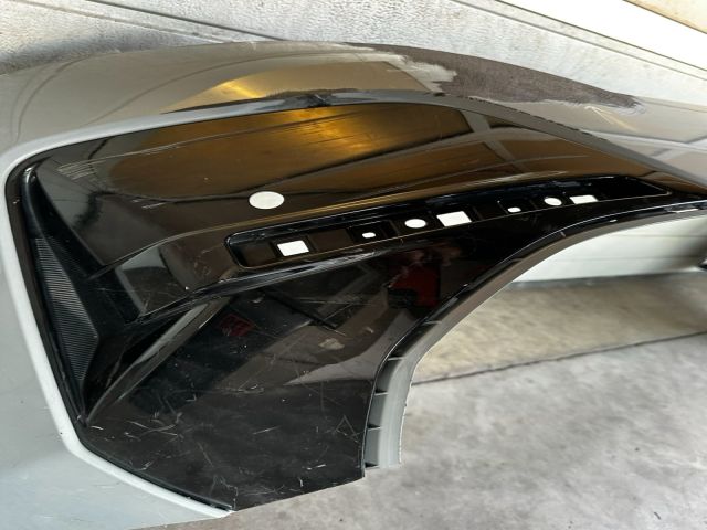 bontott BMW 4 Hátsó Lökhárító (Üresen)