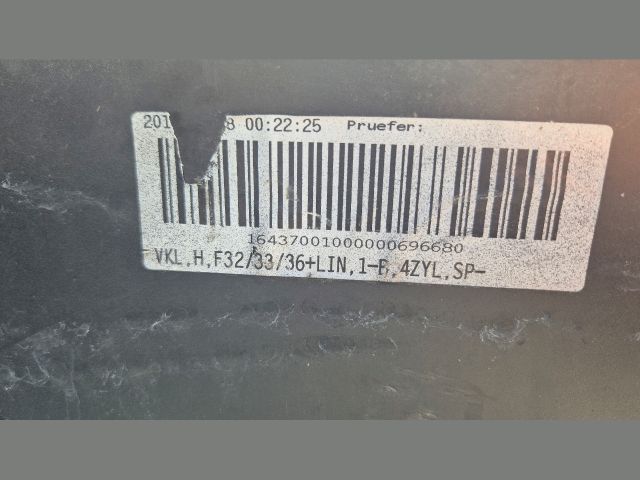 bontott BMW 4 Hátsó Lökhárító (Üresen)