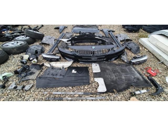 bontott BMW 4 Jobb B Oszlop Burkolat