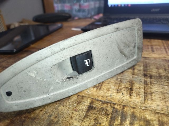 bontott BMW 4 Jobb első Ablakemelő Kapcsoló