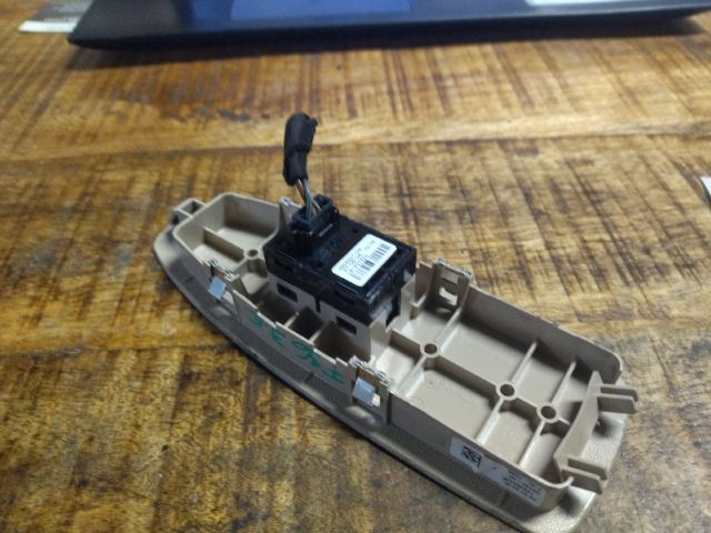 bontott BMW 4 Jobb első Ablakemelő Kapcsoló