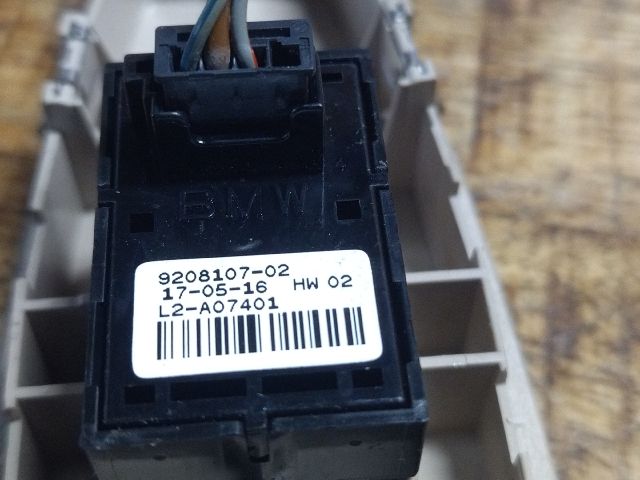 bontott BMW 4 Jobb első Ablakemelő Kapcsoló