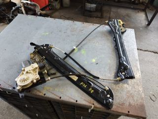 bontott BMW 4 Jobb első Ablakemelő Szerkezet (Elektromos)