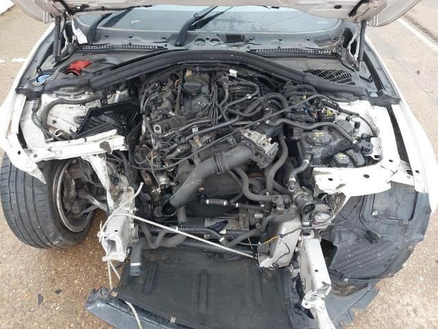 bontott BMW 4 Jobb első Ajtó Kárpit