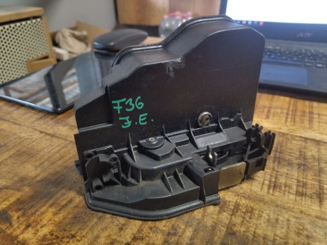 bontott BMW 4 Jobb első Ajtózár