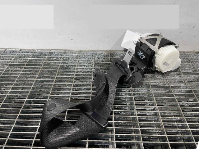 bontott BMW 4 Jobb első Biztonsági Öv