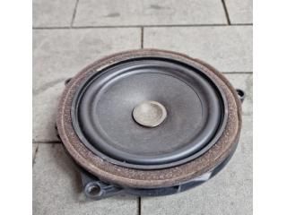 bontott BMW 4 Jobb első Hangszóró