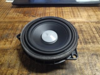 bontott BMW 4 Jobb első Hangszóró