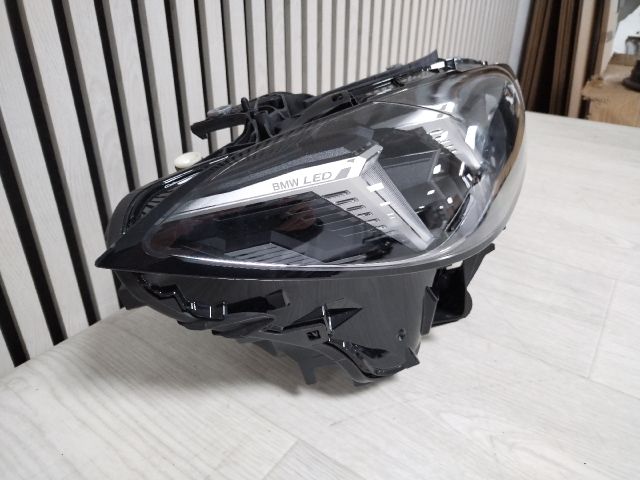 bontott BMW 4 Jobb Fényszóró