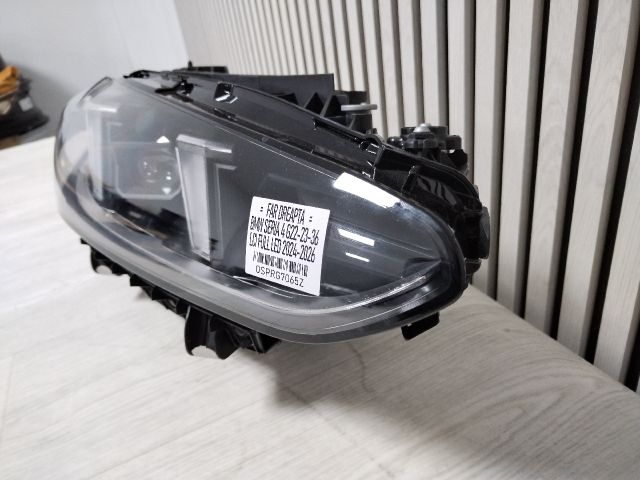 bontott BMW 4 Jobb Fényszóró