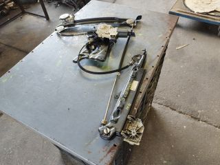 bontott BMW 4 Jobb hátsó Ablakemelő Szerkezet (Elektromos)