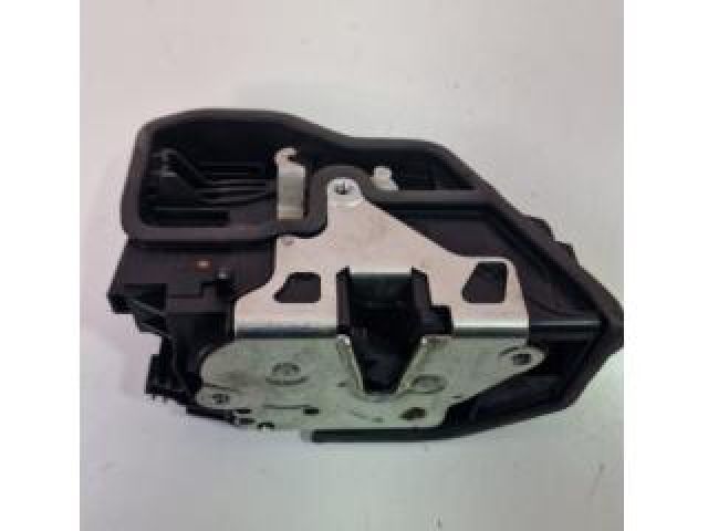 bontott BMW 4 Jobb hátsó Ajtózár