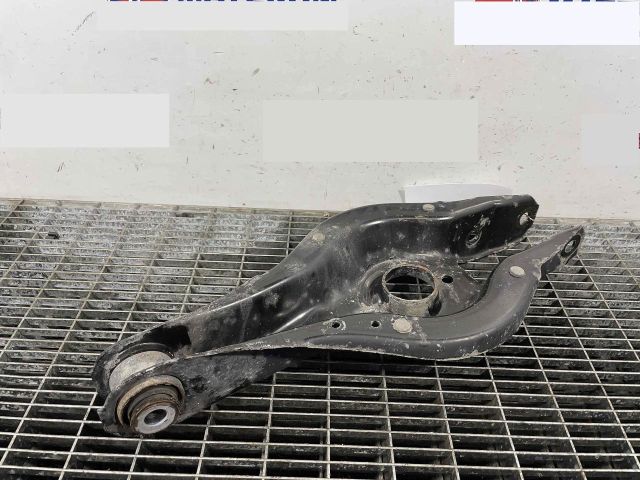 bontott BMW 4 Jobb hátsó Alsó Lengőkar