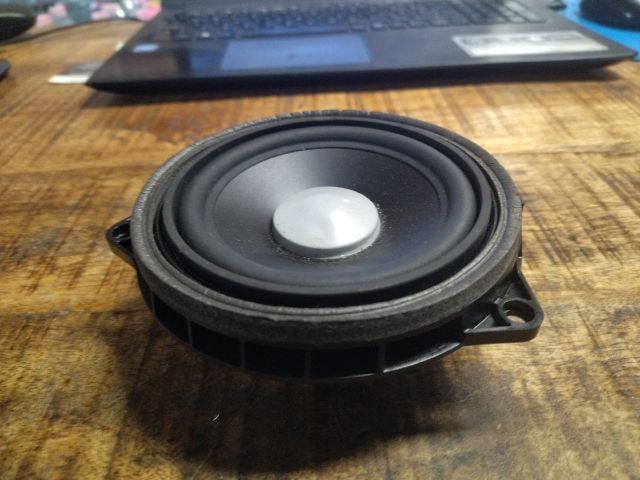 bontott BMW 4 Jobb hátsó Hangszóró