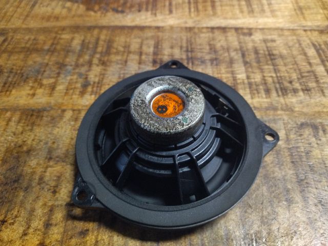 bontott BMW 4 Jobb hátsó Hangszóró