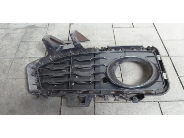 bontott BMW 4 Jobb Ködfényszóró Lámpakeret