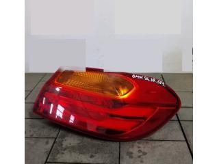 bontott BMW 4 Jobb Külső Hátsó Lámpa