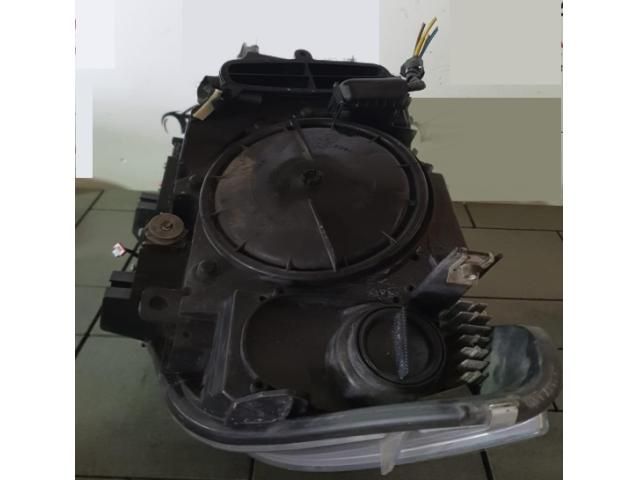 bontott BMW 4 Jobb Xenon Fényszóró